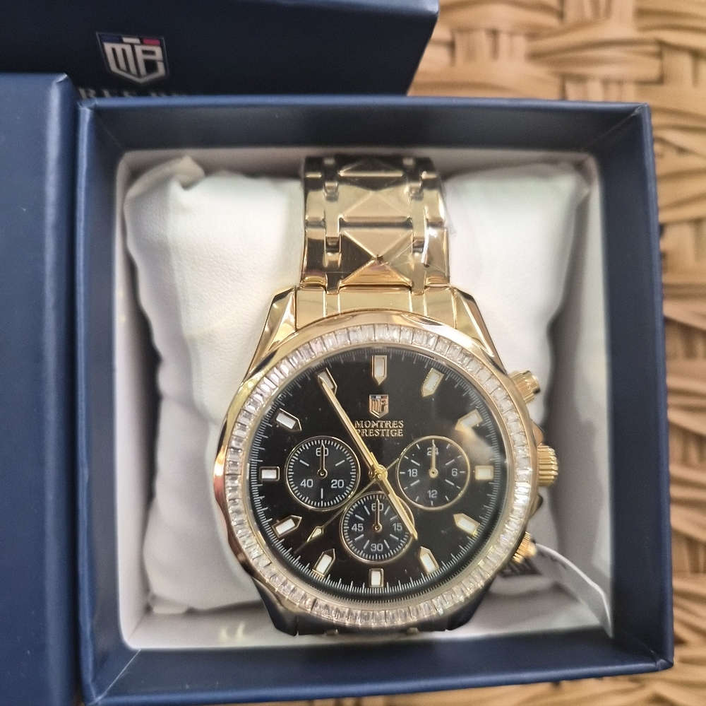 Gold Montres Prestige By Invicta Men's Watch